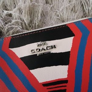 *New* without tags Coach Tribal Wristlet